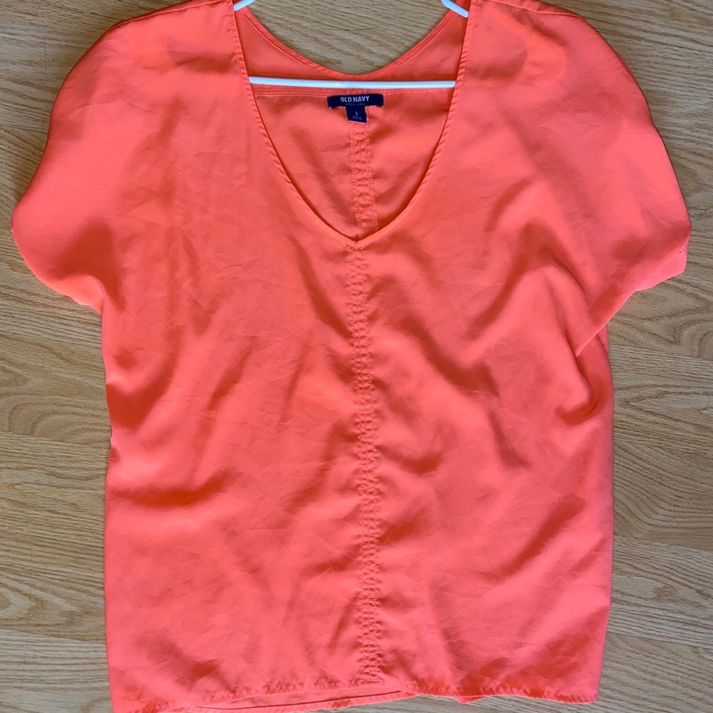 Old navy shirt